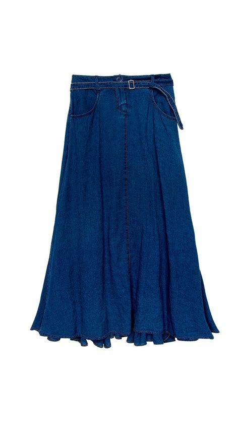 The Significance of an Exquisite Indigo Skirt in Your Fashion Collection