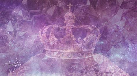 The Symbolic Significance of Dreaming About a Crown