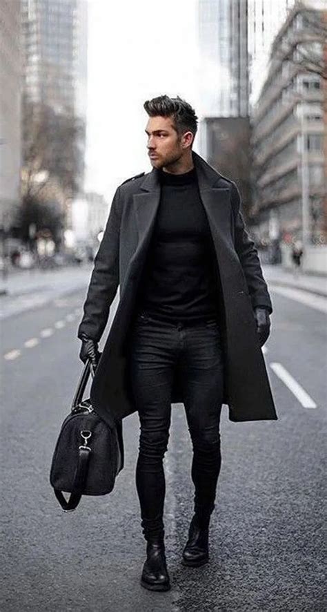 The Versatile Appeal of a Stylish Black Overcoat: From Everyday Attire to Formal Elegance