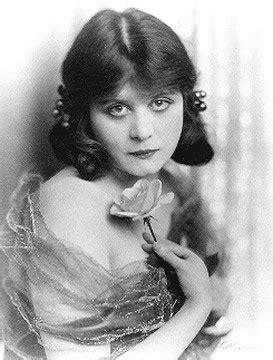 Theda Bara: Years, Stature, and Shape