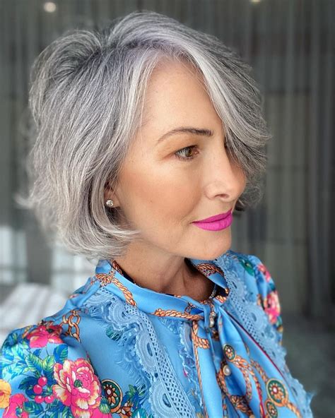 Understanding the Trend of Silver Hair: Exploring the Growing Popularity of Graying Locks