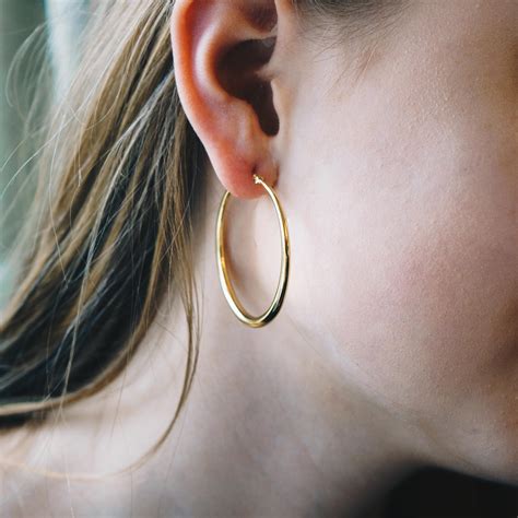 Unleash Your Inner Sparkle: How Gold Hoop Earrings Enhance Your Style
