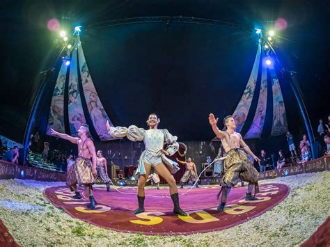 Unveiling the Enchanting Realm of Spectacular Circus Performances