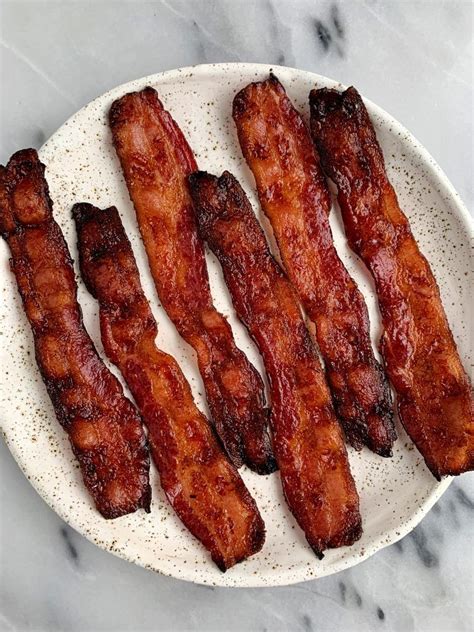 Unveiling the Psychological Importance of Cooking Bacon in Your Dreams