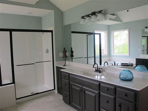 Using Color Psychology to Create a Serene Bathroom Retreat