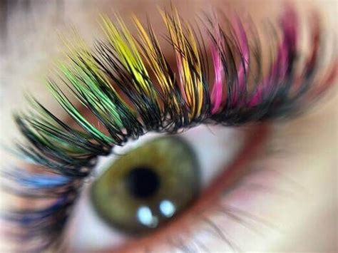 Weighing the Pros and Cons of Enhancing Your Eyelashes