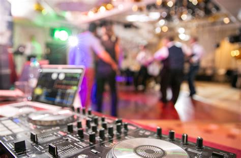 Wow the Guests: Creative Ideas for Dazzling Party Entertainment