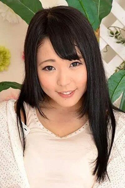 Yui Kawagoe's Early Life and Education